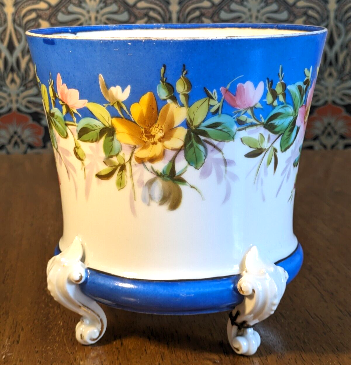 French 19th Century Hand painted Antique Porcelain Cooler Jardiniere Cache Pot