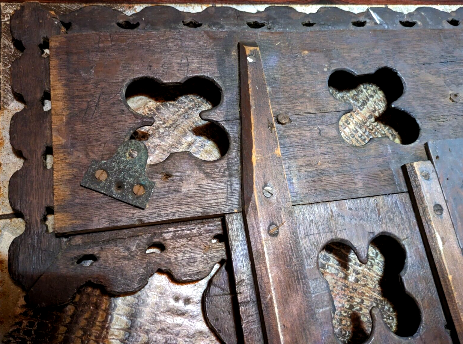 15th Century Gothic Carved Oak Wood Quatrefoil Tracery Panel Antique 19th Mirror