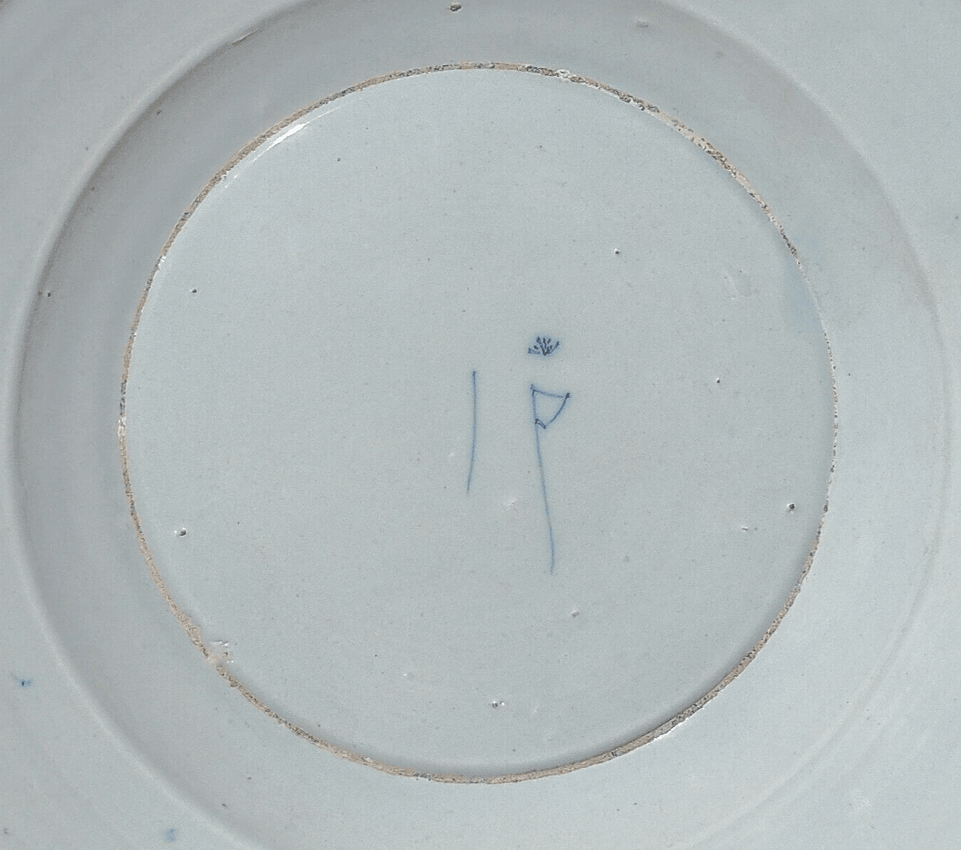 18th Century Dutch Delft Porceleyne Bijl Chinoiserie Ceramic Pottery Dish Plate