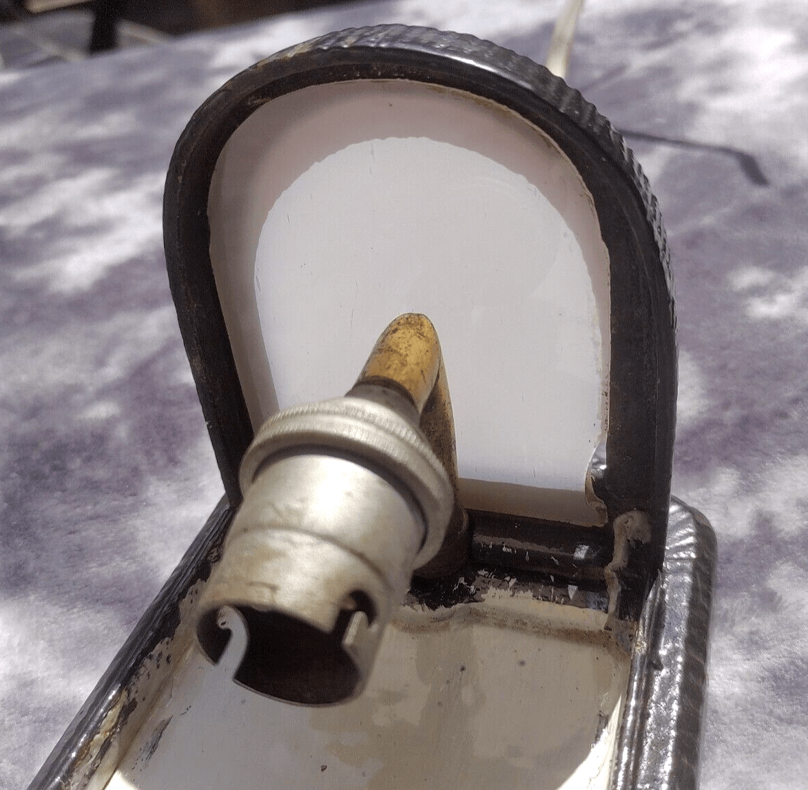 Vintage Art Deco Black Cast Iron / Brass Knight Wall Light Tube Lamp 38 cm - Tommy's Treasure