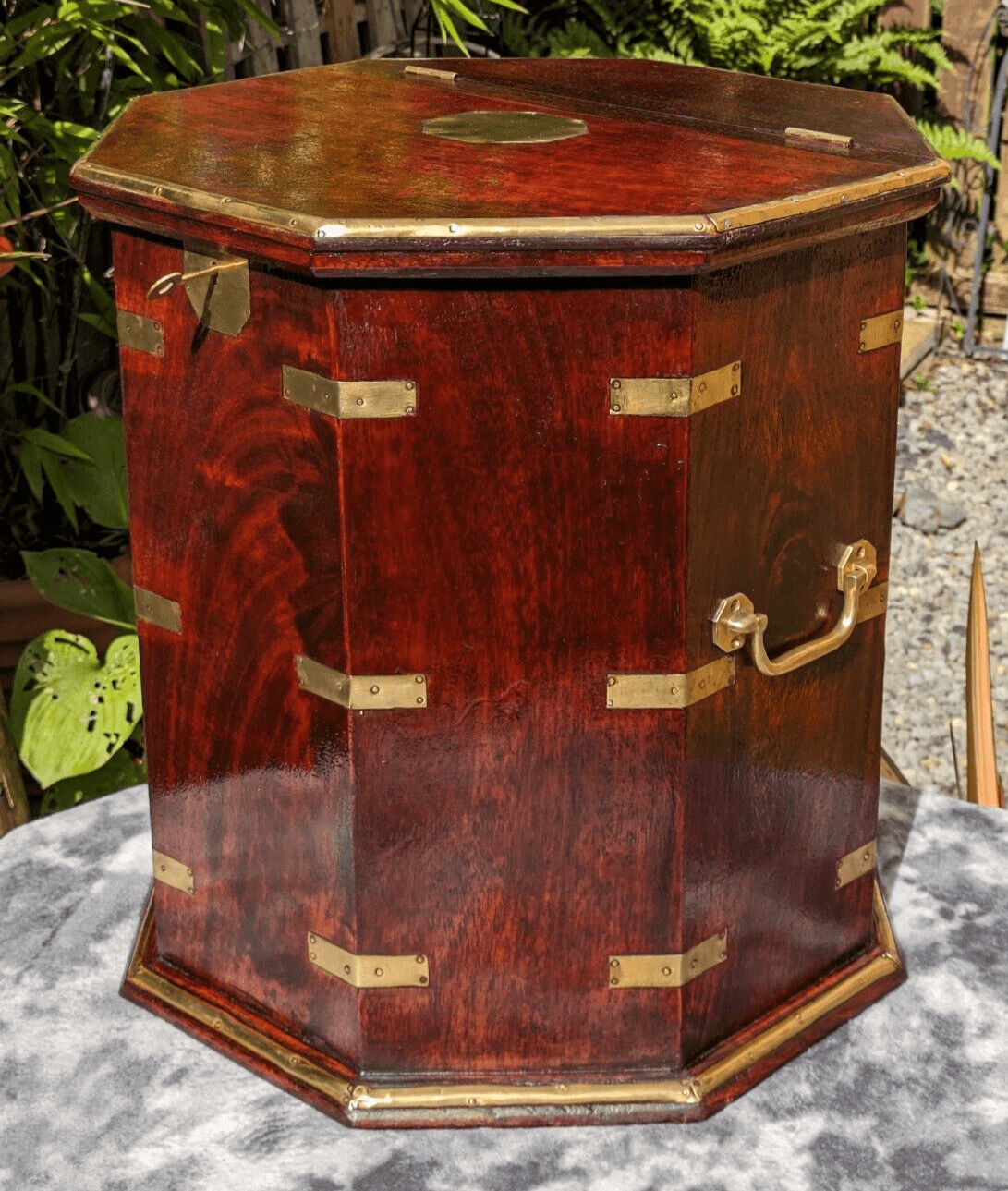 19th Century English Antique Octagonal Mahogany Brass Antique Campaign Table Box - Tommy's Treasure