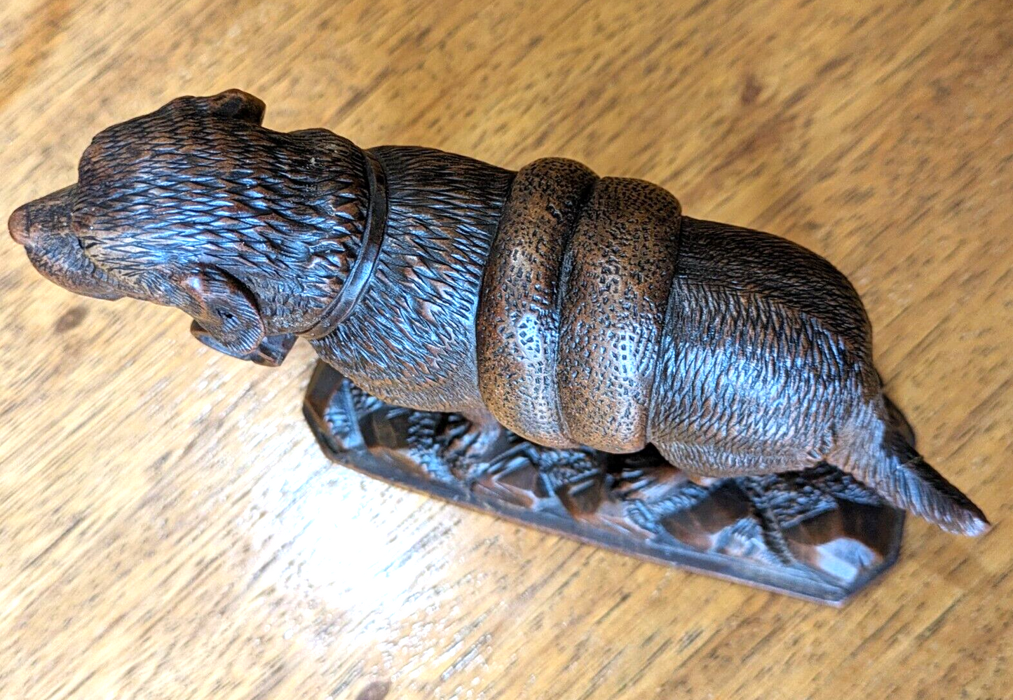 Swiss 19th Century Carved Linden Wood Black Forest St Bernard Dog Figure Antique