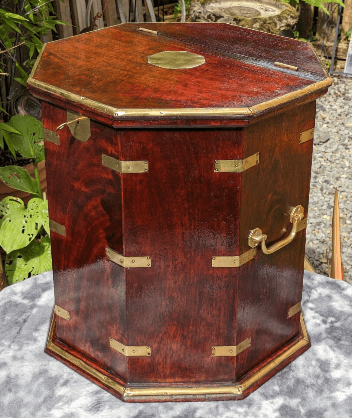 19th Century English Antique Octagonal Mahogany Brass Antique Campaign Table Box - Tommy's Treasure