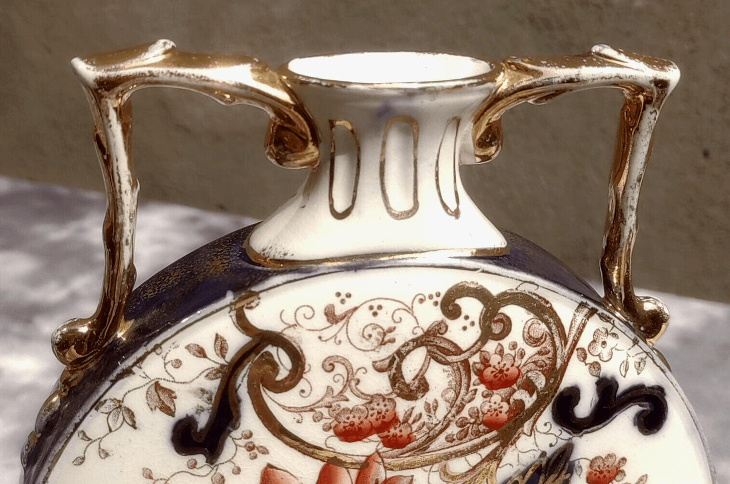 Victorian 1891 Ceramic Moon Flask Vase Antique Staffordshire Imari Style 19.5 cm - Tommy's Treasure