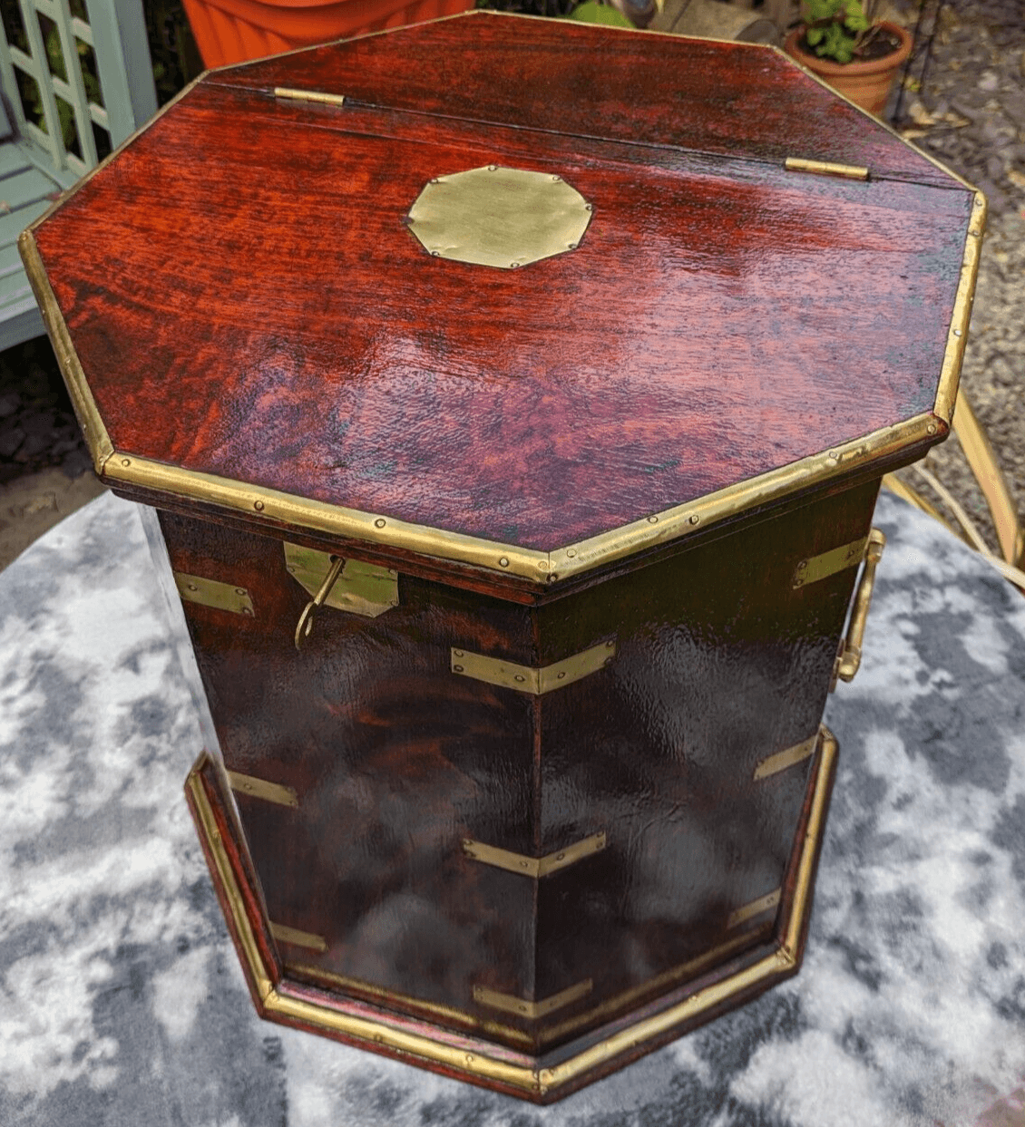 19th Century English Antique Octagonal Mahogany Brass Antique Campaign Table Box - Tommy's Treasure