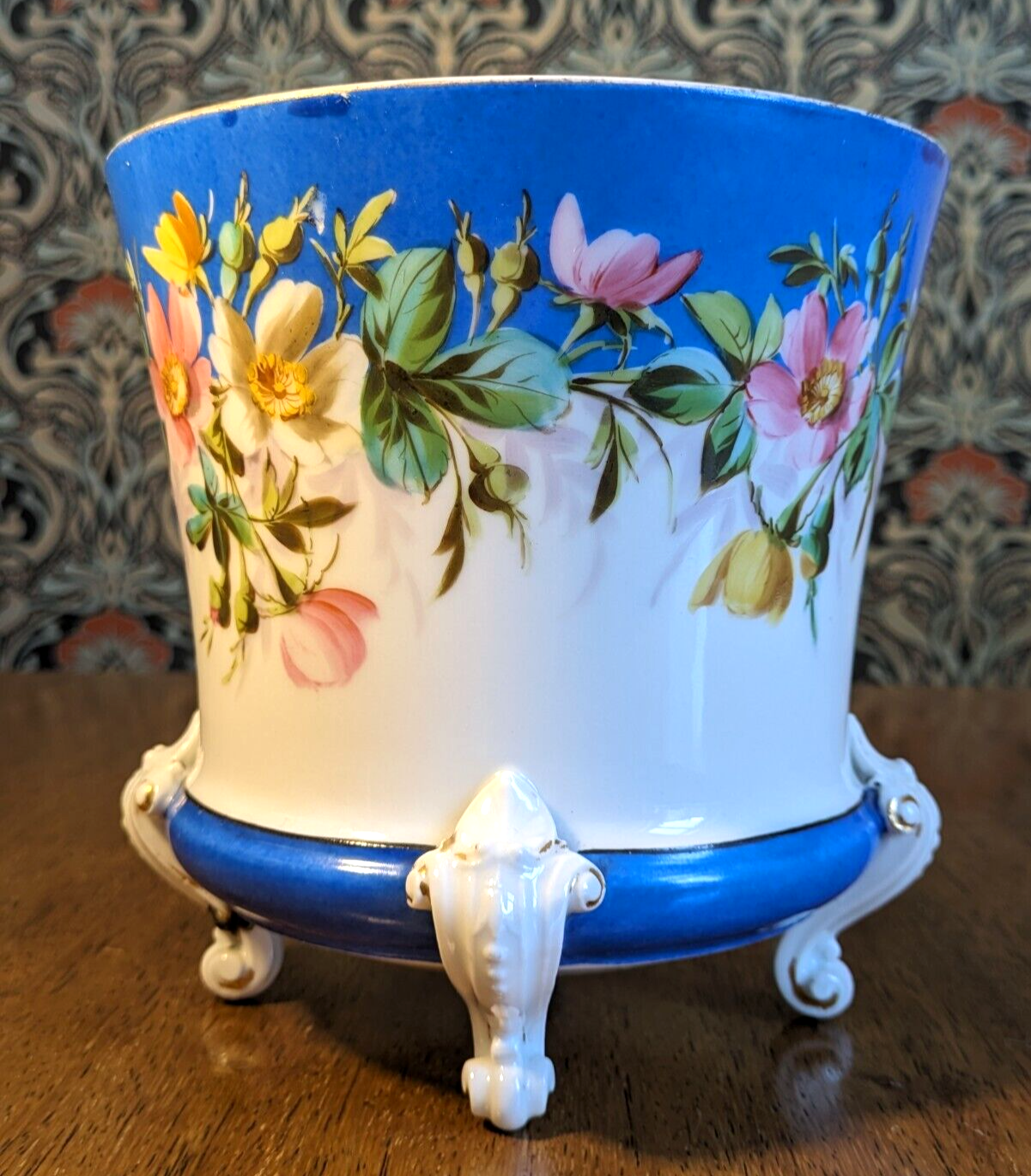 French 19th Century Hand painted Antique Porcelain Cooler Jardiniere Cache Pot
