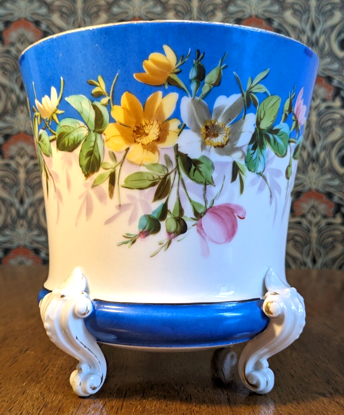 French 19th Century Hand painted Antique Porcelain Cooler Jardiniere Cache Pot