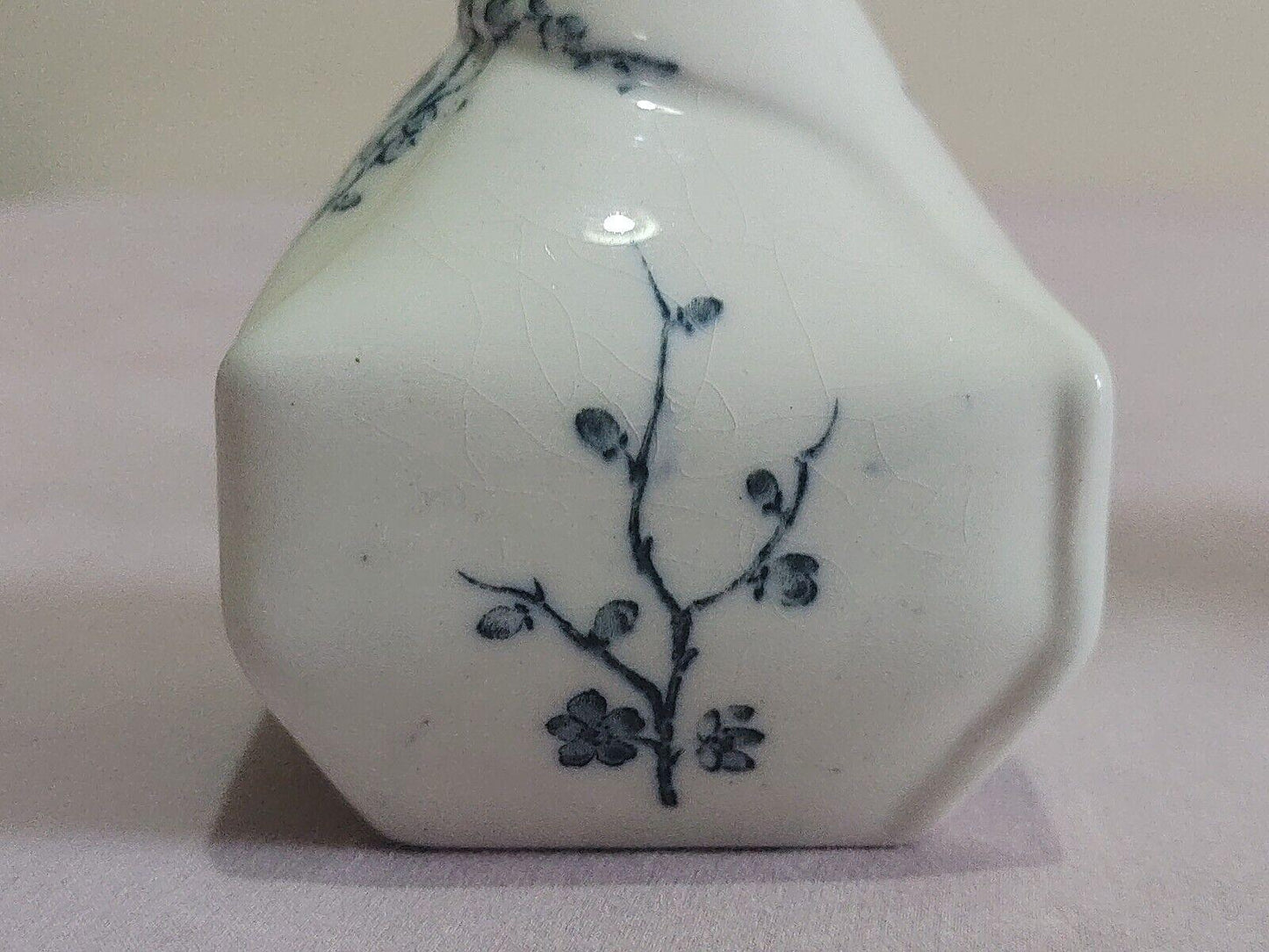 Pair of 18th Century Caughley Shropshire English Porcelain Pottery Blue & White Spiralled Vases - Tommy's Treasure