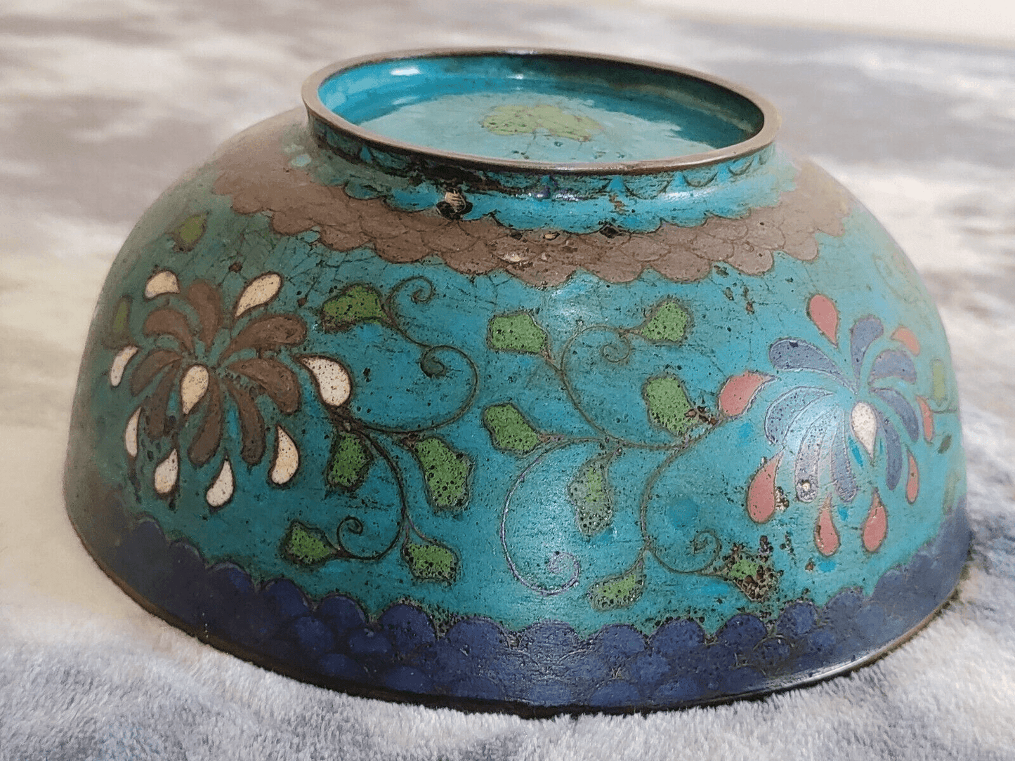 Chinese 16th / 17th Century Ming Dynasty Antique Cloisonne Enamel Bowl - 7.25" - Tommy's Treasure