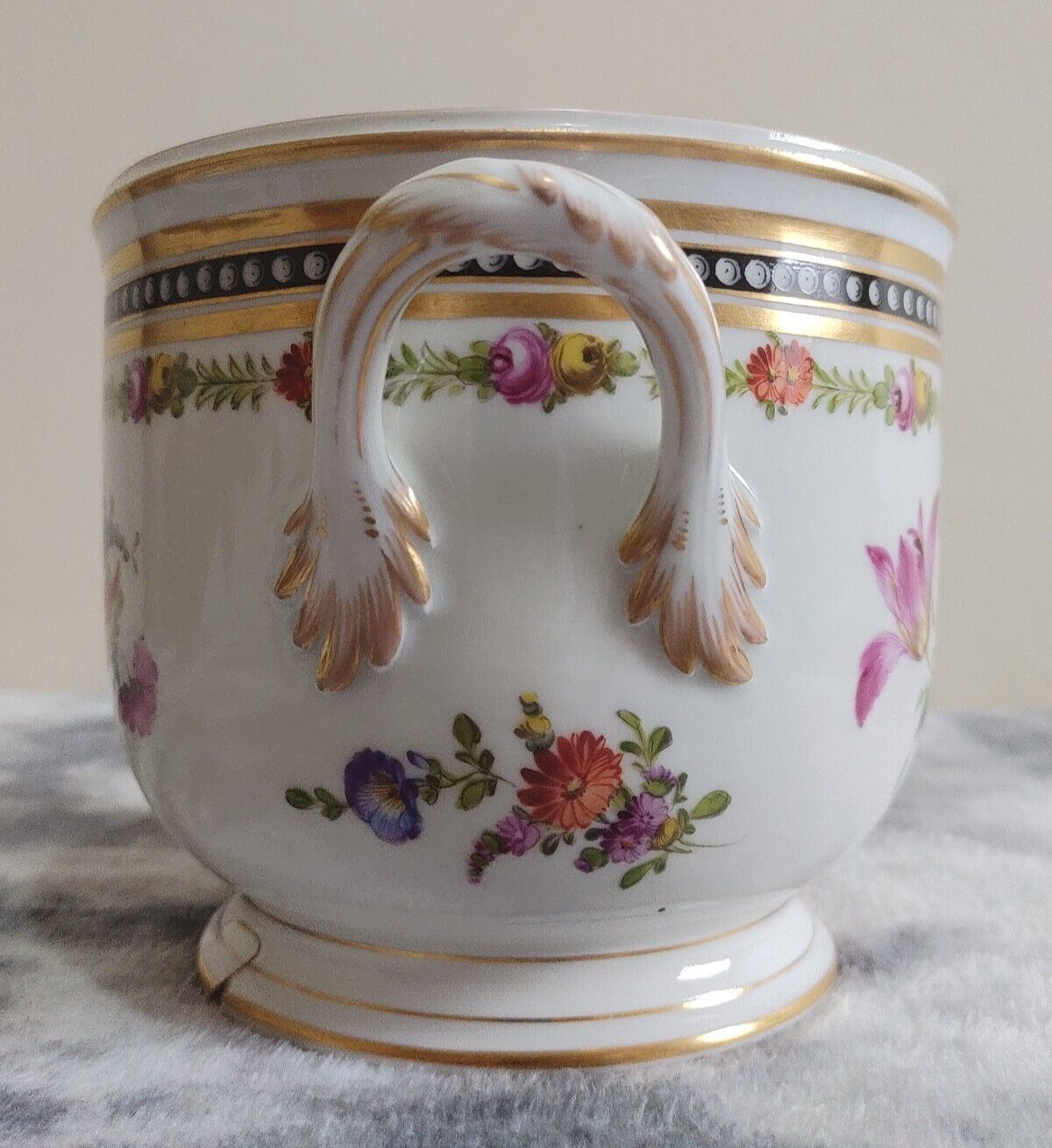 Antique Dresden German Porcelain Handpainted Flowers Jardiniere Cachepot Planter