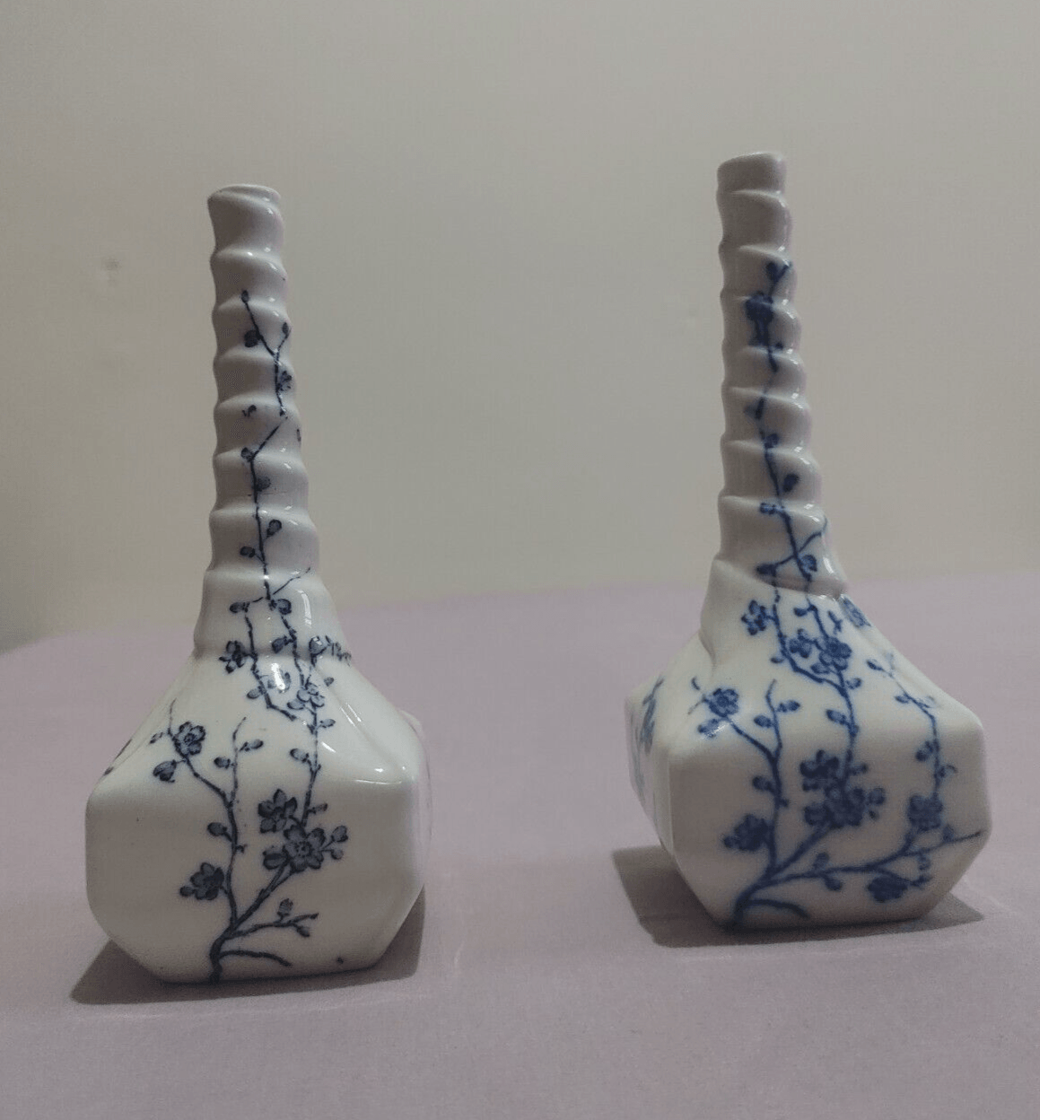 Pair of 18th Century Caughley Shropshire English Porcelain Pottery Blue & White Spiralled Vases - Tommy's Treasure