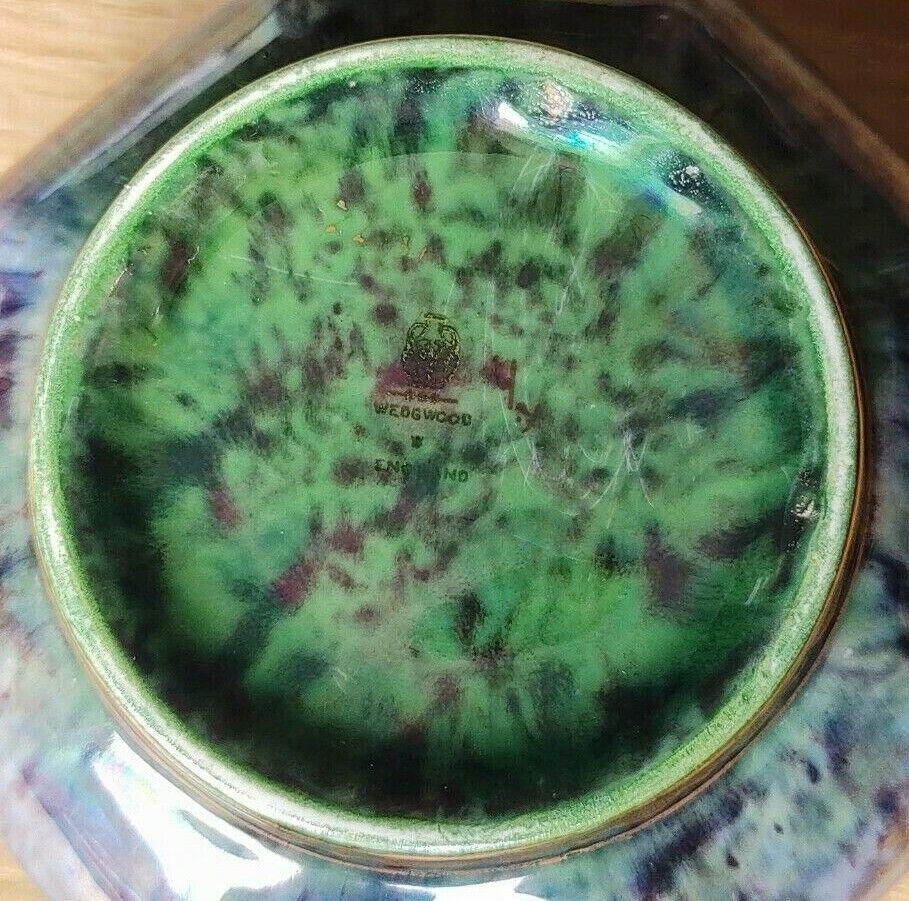 c.1920s Wedgwood Fairyland Lustre Gilt Celestial Dragons Octagonal Bowl - Tommy's Treasure