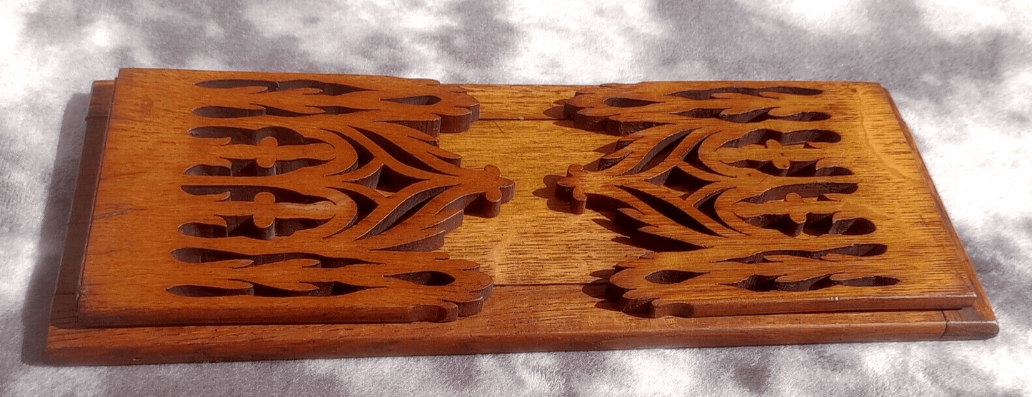 19th Century Carved Mahogany Gothic Revival Expanding Book Stand Rest Slide - Tommy's Treasure