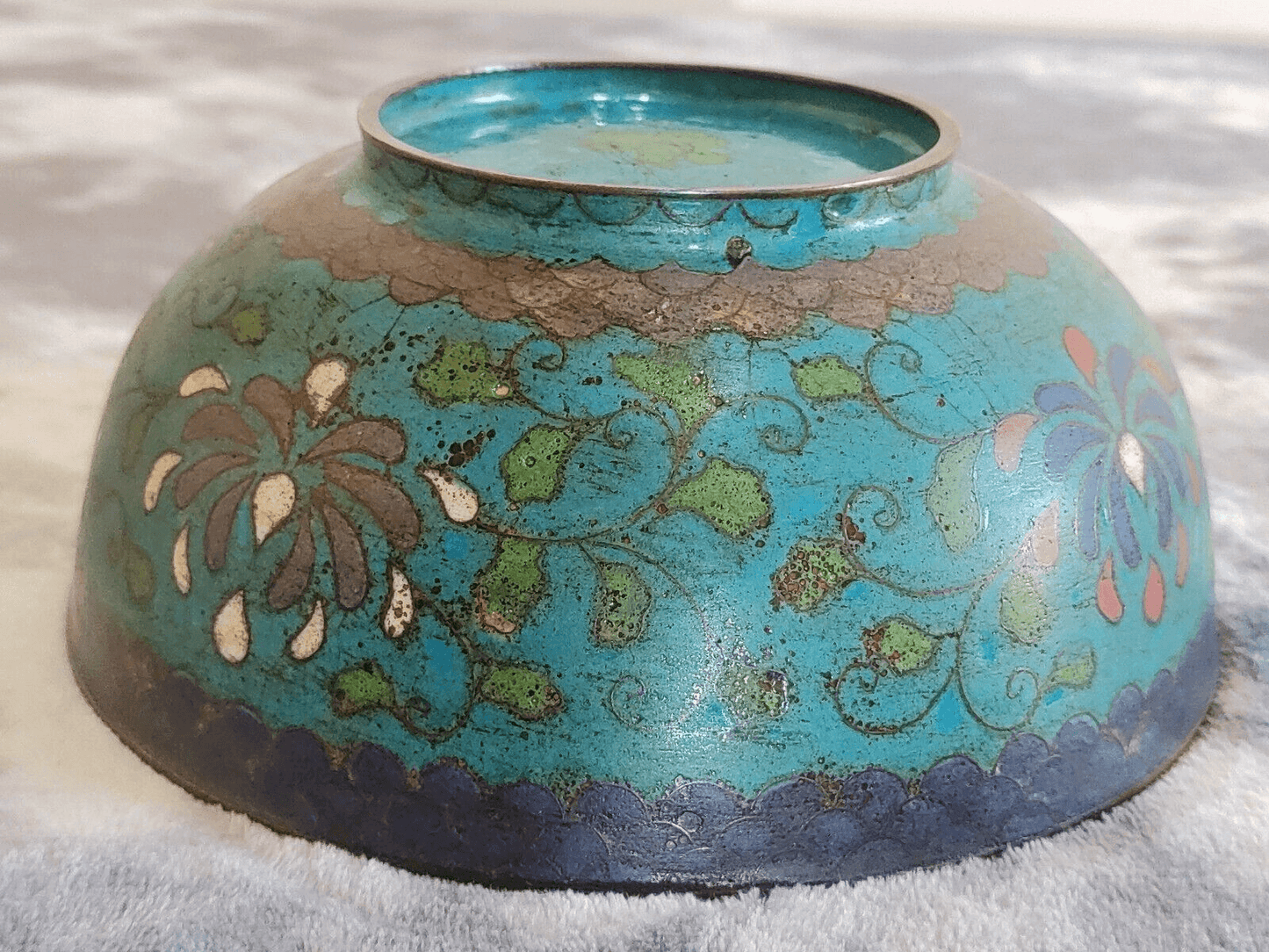 Chinese 16th / 17th Century Ming Dynasty Antique Cloisonne Enamel Bowl - 7.25" - Tommy's Treasure