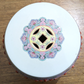 Taburete de jardín chino del siglo XX de porcelana Famille Rose con pavos reales y forma de barril