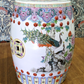 Taburete de jardín chino del siglo XX de porcelana Famille Rose con pavos reales y forma de barril