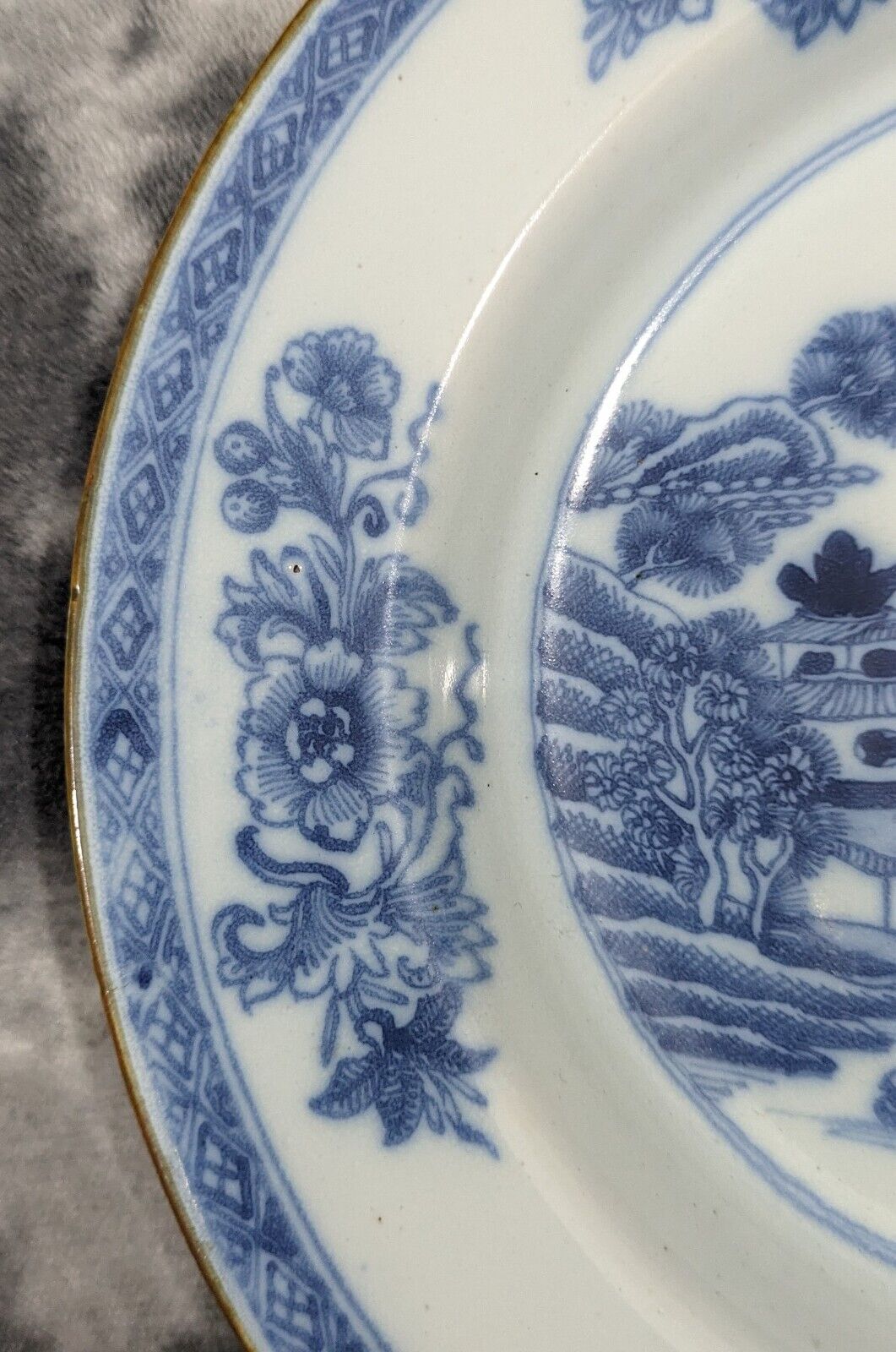 Antique 18th Century Chinese Blue & White Landscape Porcelain Plate Dish 23 cm