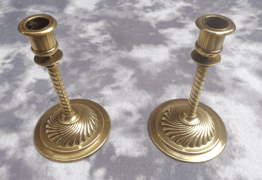 Antique Pair of Brass Spiral Swirl Twist Candlestick Holders - 18 cm - Tommy's Treasure